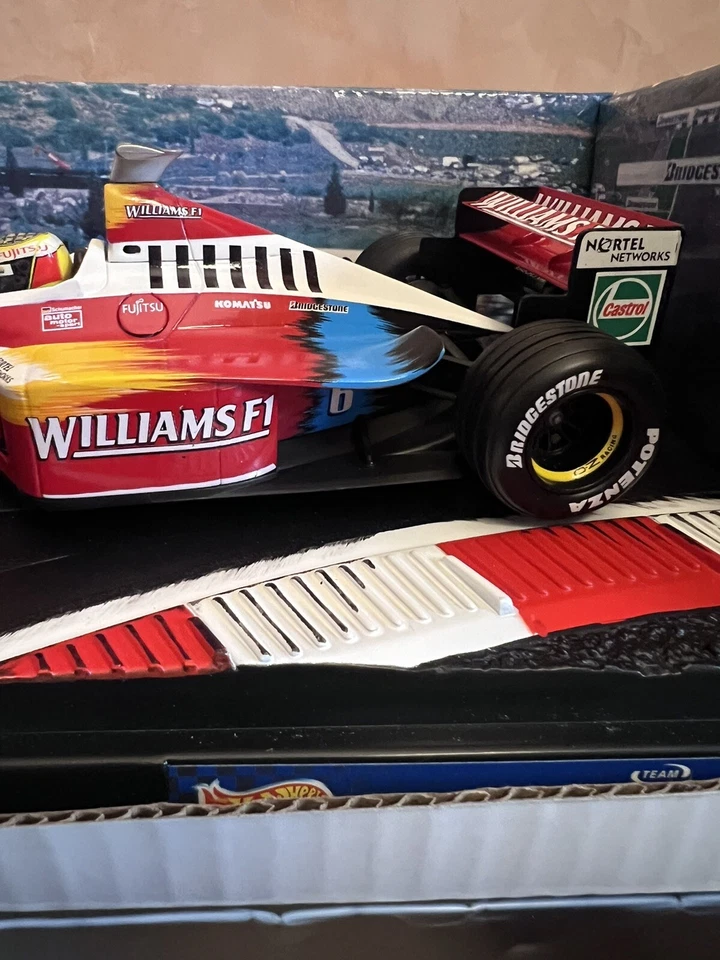 HOT WHEELS RACING WILLIAMS FW21 1999 RALF SCHUMACHER 1/18 F1 RAREE!!! - Immagine 3 di 4