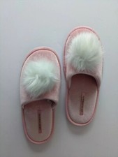 VICTORIA'S SECRET Pink White Pom Pom Slippers Women's Size Medium 7 - 8 NEW