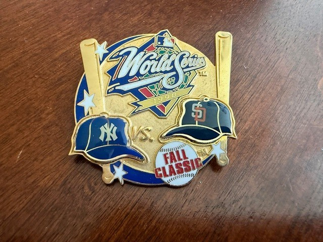 1998 WORLD SERIES PIN New York Yankees VS. San Diego Padres