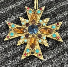 Vintage 1980?s Spinx Maltese Cross Pendant Or Brooch