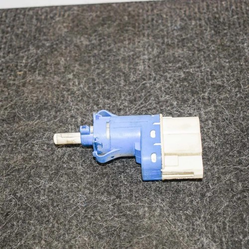 FORD FIESTA Bremslichtschalter MK6 AA6T-9C872-AA 2011