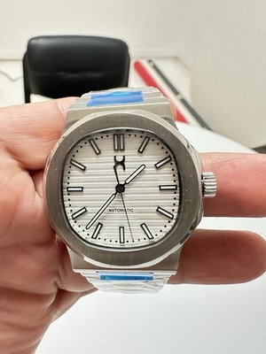 NEW 2K.WATCH LE MANS STAINLESS STEEL WHITE DIAL AUTOMATIC 40mm FREE SHIPPING
