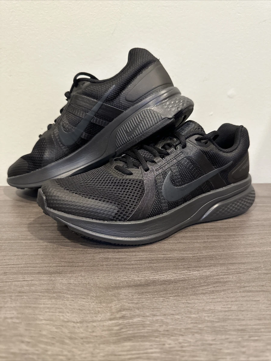Nike run swift all black clearance