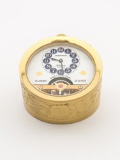 raro orologio da tavolo con movimento a 8 giorni firmato Hebdomas Arnex.