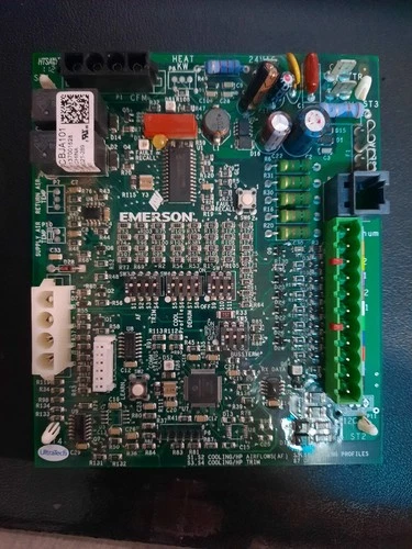 Emerson CONTROL board 48C21-289 Goodman D1137001528 (9108) H0 AM