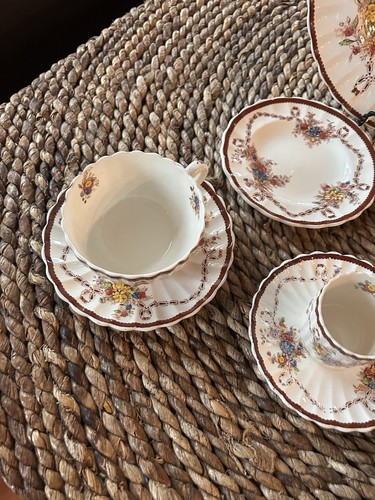 8 Piece Pl. setting “ Husk“ Copeland plate, bread plate, tea, coffee cup,desert - Picture 4 of 21
