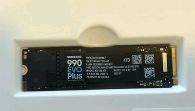 Samsung 990 EVO Plus 4 TB SSD NVMe M.2 - 100% Zustand