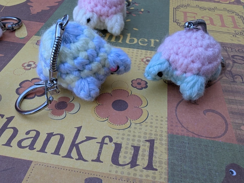 Keychains Turtle Lot of 5  Colourful Pink Blue Turtles Keychain Bag Accessories - Image 4 of 4