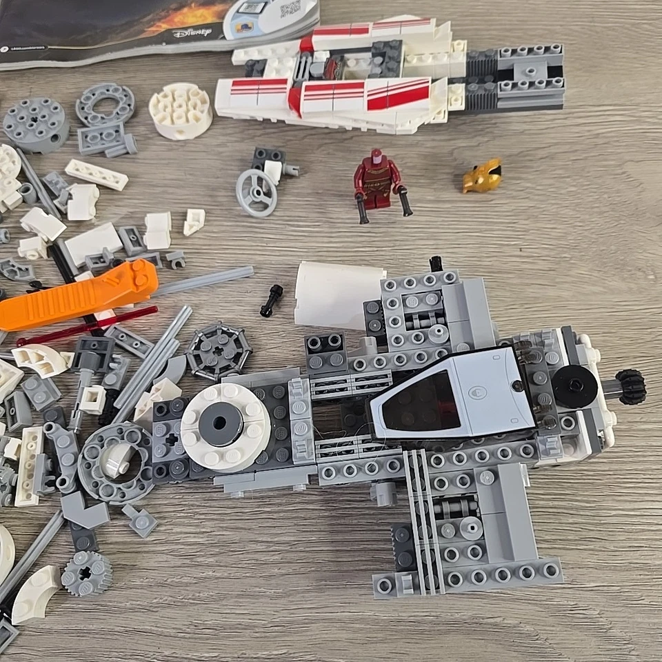 LEGO Star Wars Y Wing Starfighter 75249 Rise Skywalker  Incomplete - Image 3 of 4