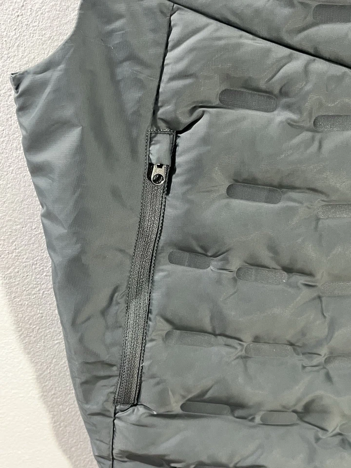 Chaleco gris para correr Nike Therma-FIT ADV Repele (FB7542-084) para hombre talla pequeña” Foto 3 de 4