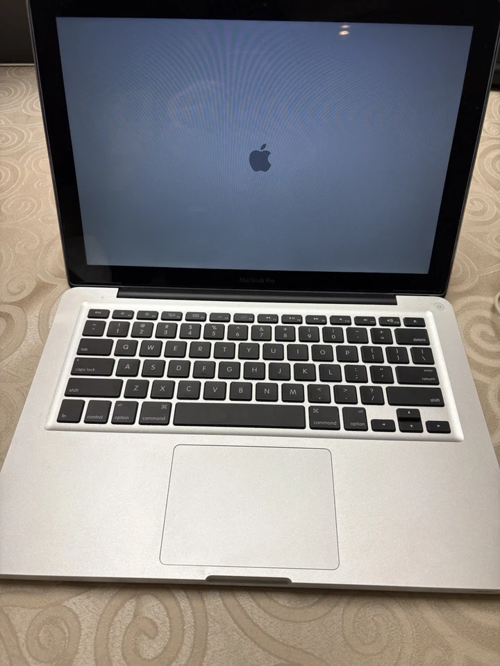 Apple MacBook Pro A1278 Core i7 2.9GHz 4GB Ram 750GB HD Excellent Condition - Image 4 of 4