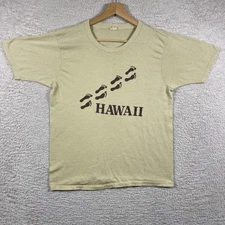 Vintage 80's Hawaii T-Shirt Adult Large Beige Screen Stars USA Footprints Beach
