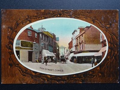Isle of Wight COWES High Street Shows GEORGE HOTEL & DEBENHAM Shop alte Postkarte