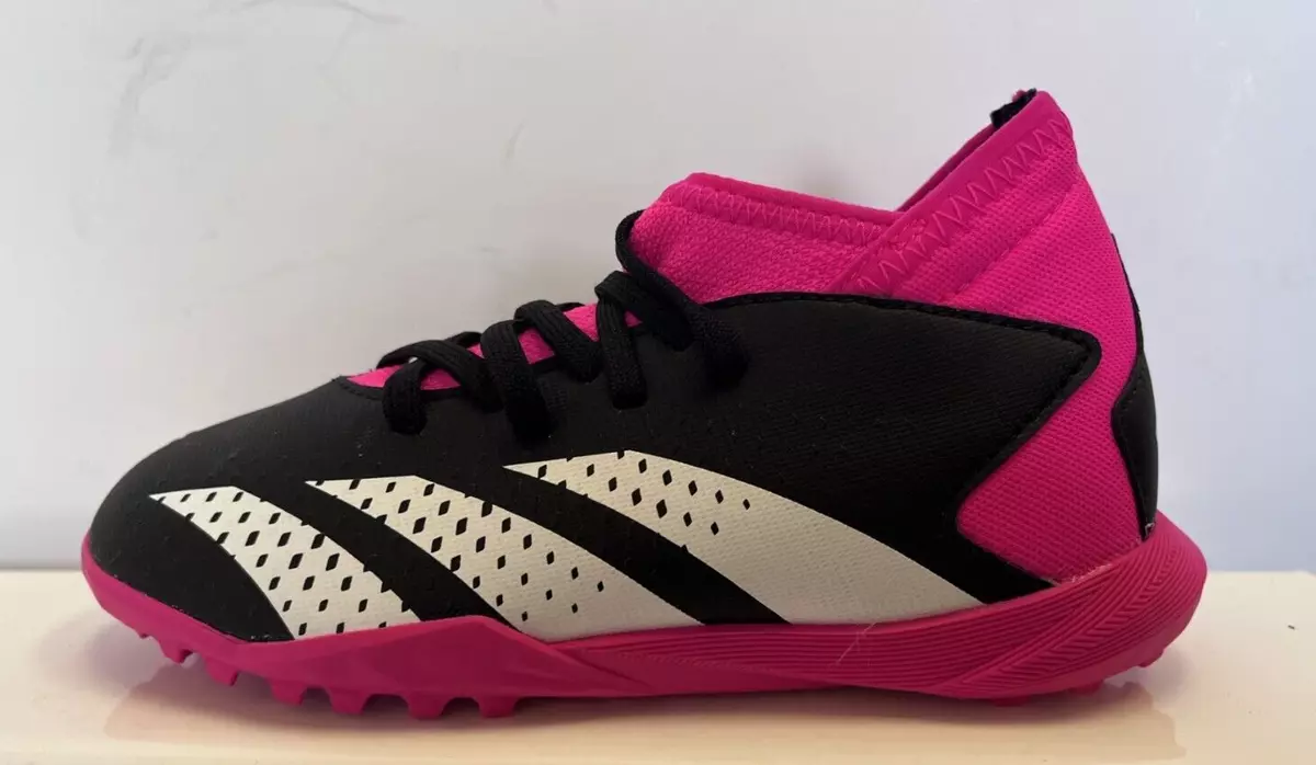 Adidas predator pink astro clearance