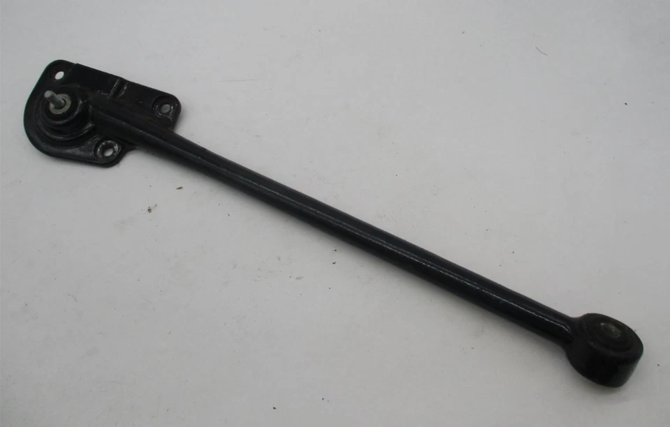 Soporte de montaje de escape Harley Davidson VROD V Rod Night Rod 1250 66777-07a Foto 3 de 4