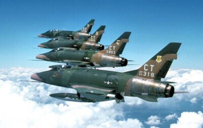 Vietnam  War  Photos --   F-100 Super Sabre Fighter Jet