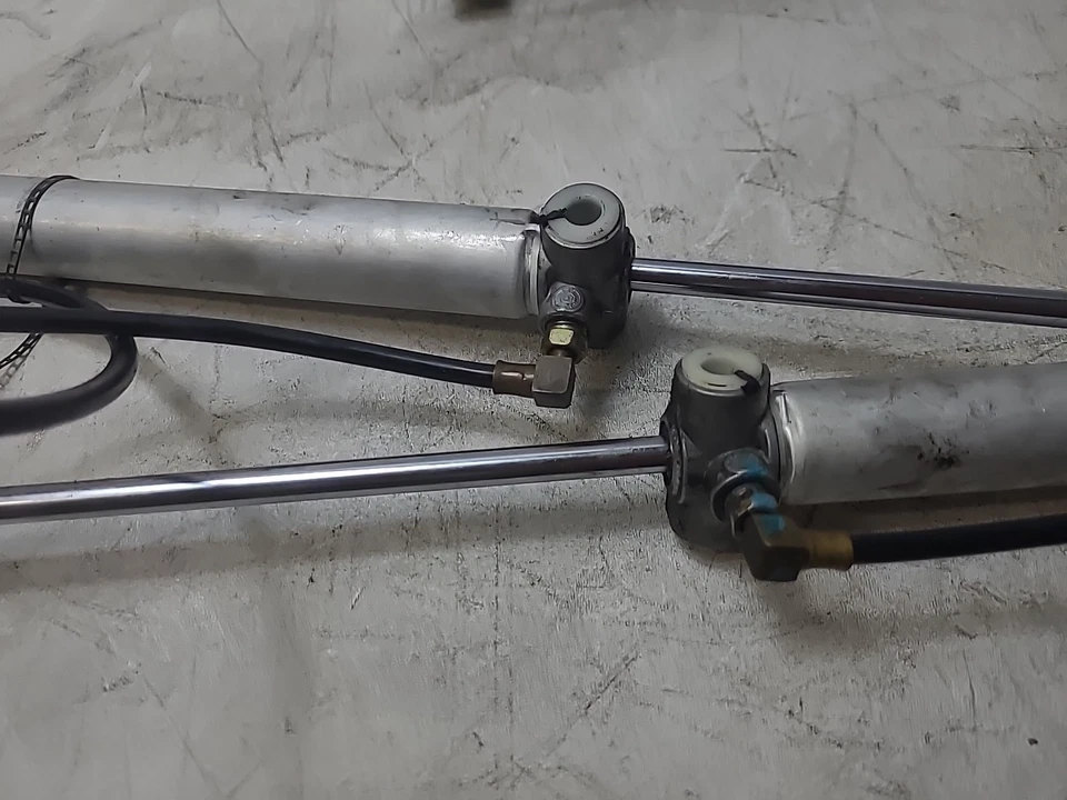 Chrysler Sebring 1999-2006 convertible techo bomba hidráulica motor y cilindro OEM Foto 3 de 4