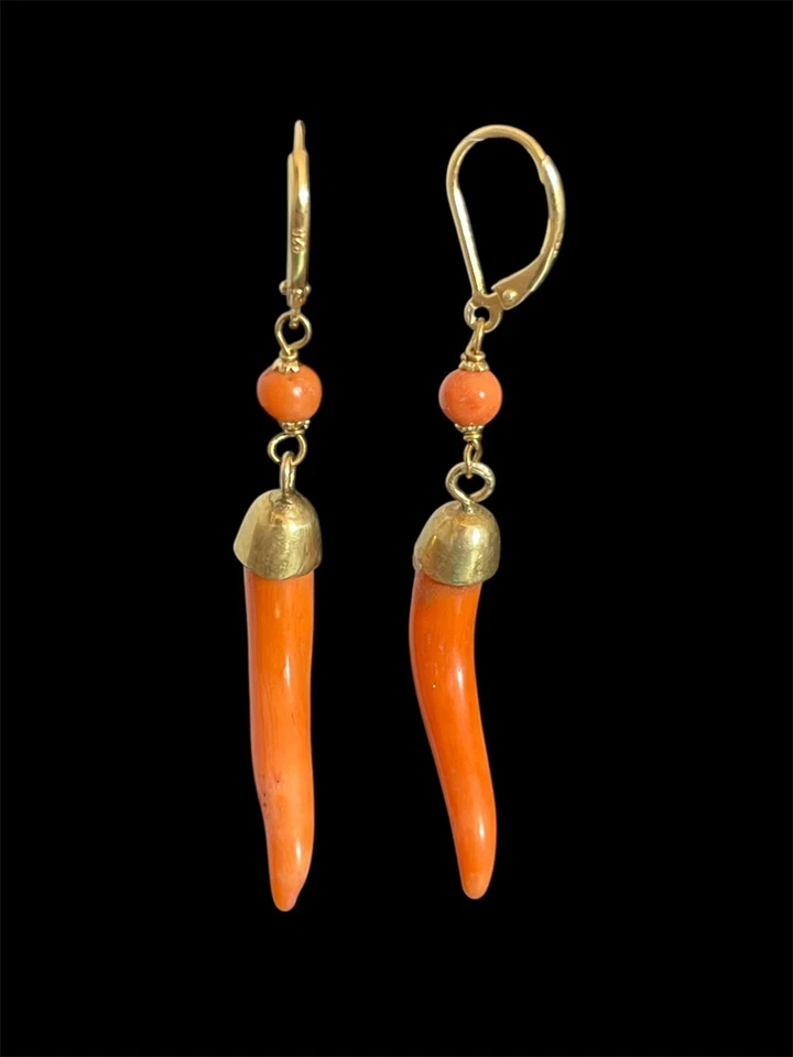 Orecchini in Corallo portafortuna corno napoletano - Immagine 2 di 4