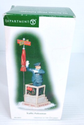 Dept. 56 Christmas in the City Traffic Policeman 2003 #59421 MINT in box