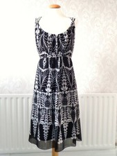Elegant Pretty Wallis Black & White Evening Party Prom Calf Length Dress Sze 20