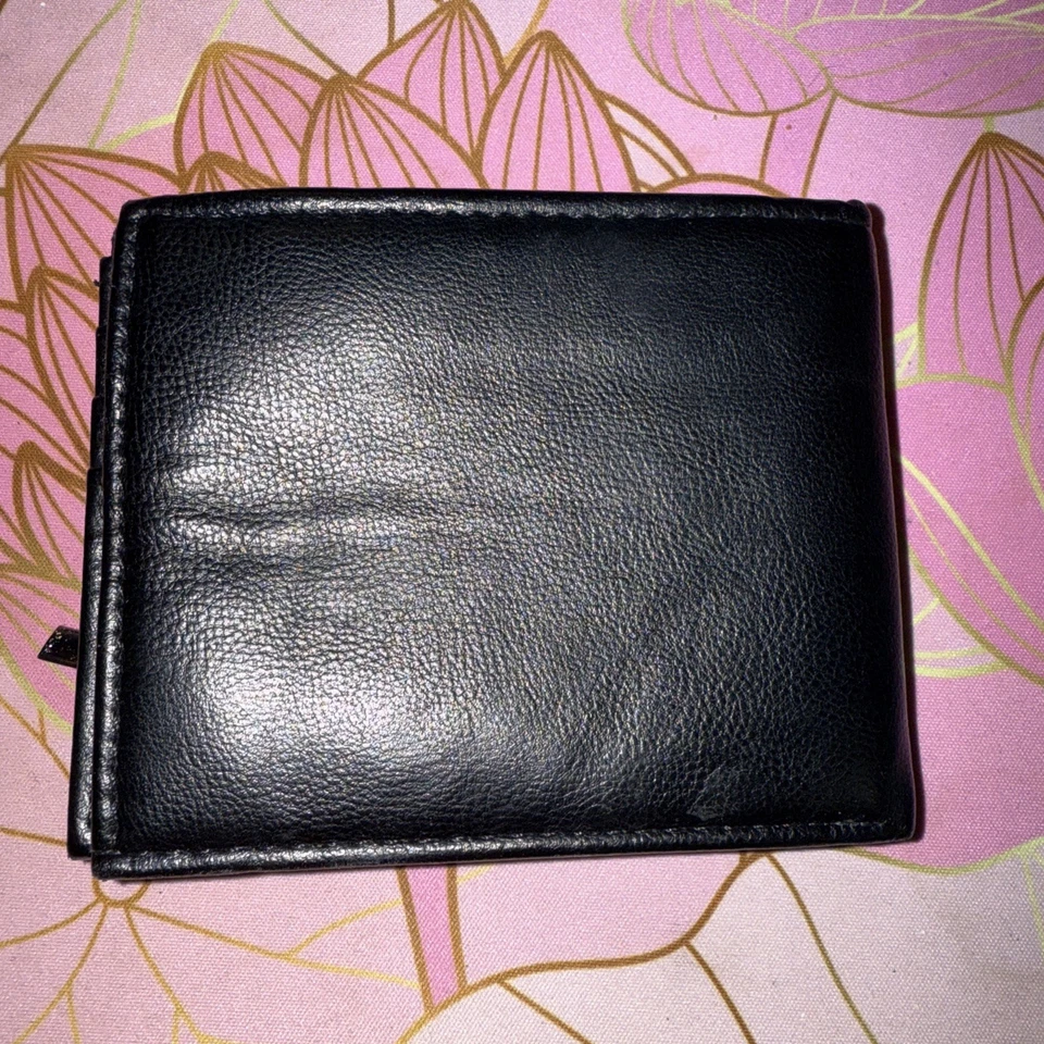 Ecko Rhino Wallet Unlimited World Famous Rhino Billfold Black Vintage - Image 2 of 4