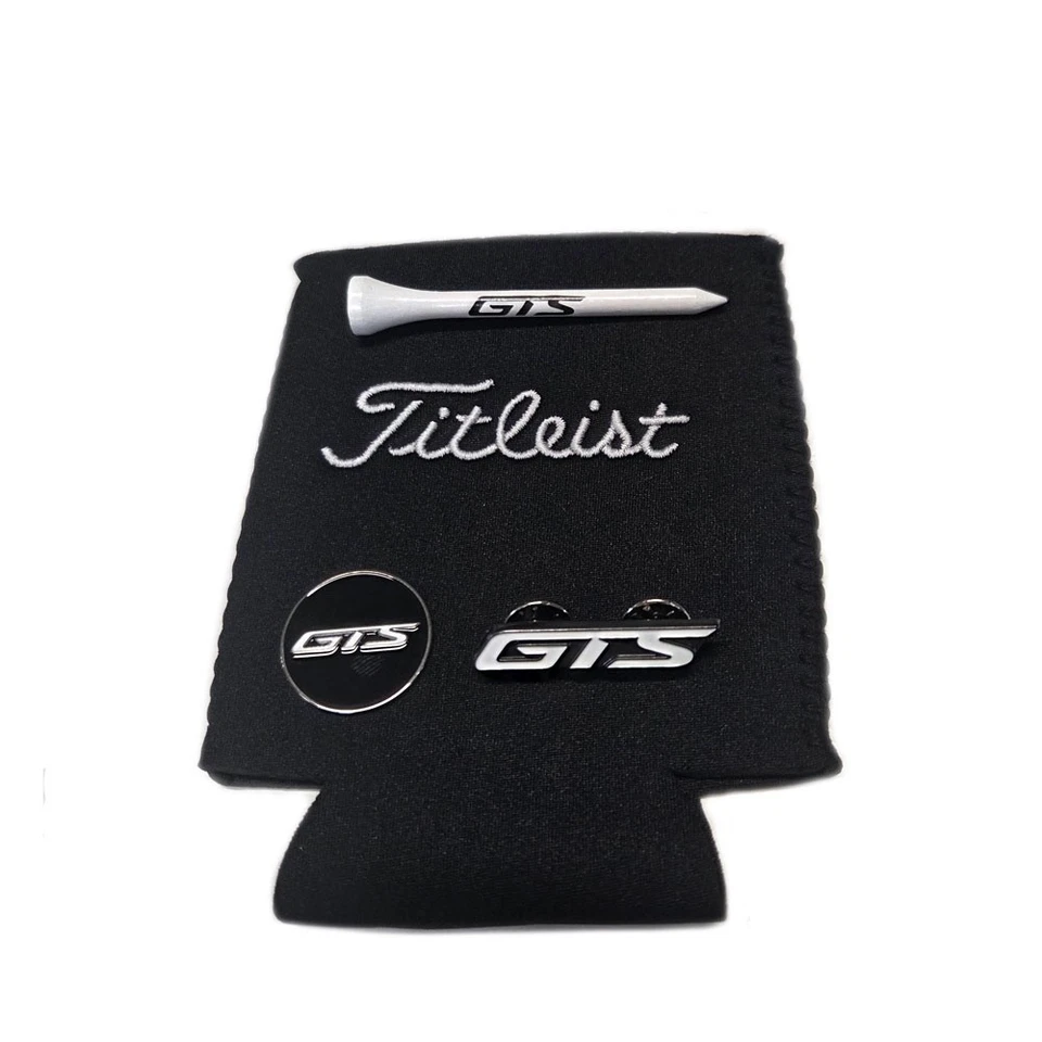 NUEVO Paquete de Golf Titleist GTS - Coozie/Paquete de Camisetas/Marcador de Pelota/Pin/Pegatinas - Imagen 1 de 1