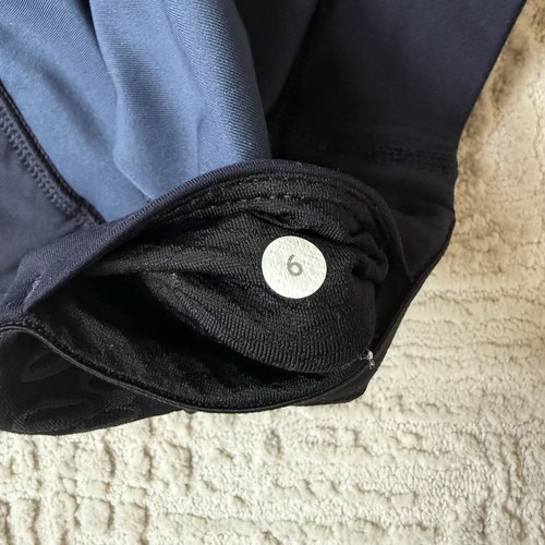 Lululemon Athletica Bike Shorts Womens Size 6 Performance Side Pockets Striped - Picture 8 of 9