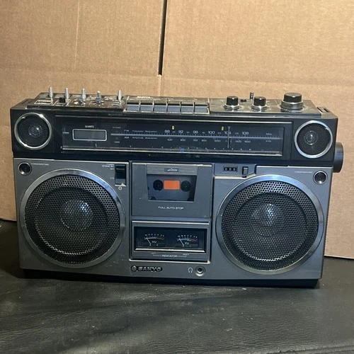 SANYO M9990 AM/FM Radio Stereo Cassette Boombox * READ *