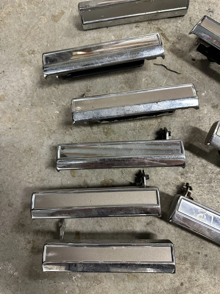 批量 门把手 适用于 82-94 雪佛兰 S10 80-90 Caprice 前铬金属 — 第 2/4 张图片