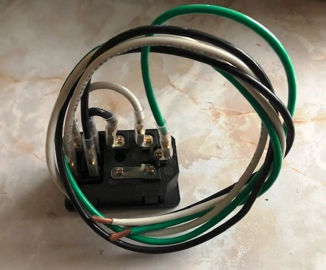Assembled Power Socket with Fuse and wires Switch 3 Pin IEC320 C14 USA Plug - Image 2 of 2