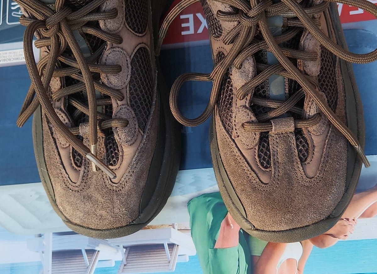 Adidas Yeezy Desert Boot 'Oil' Brown Size 7 US Suede & Mesh Adidas Yeezy Desert Boot 'Oil' Brown Size 7 US Suede & Mesh