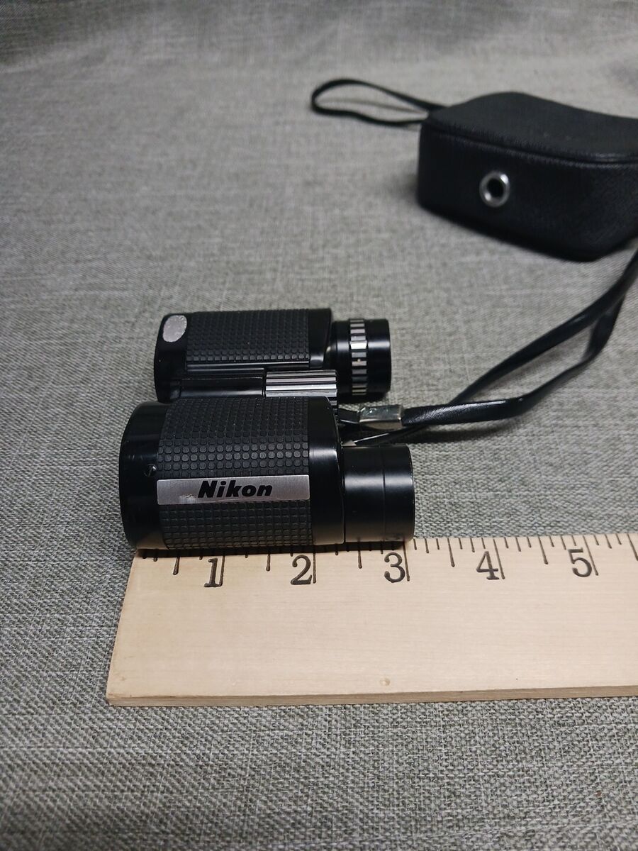 Vintage Nikon 6x18 8 Degree Compact Binoculars Made in Japan Vintage Nikon 6x18 8 Degree Compact Binoculars Made in Japan