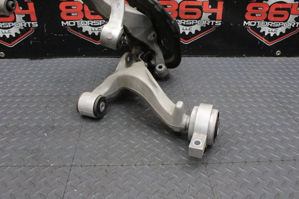 Nissan 370Z 2016 suspensión delantera derecha brazo de buje nudillo sin puntal 2009-2020 #53 Foto 3 de 4