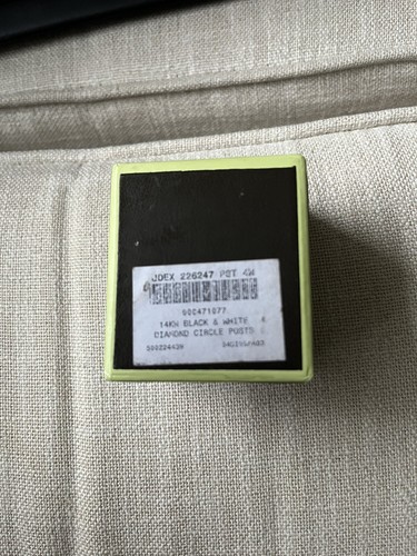 Ross Simons 14K Weißgold Schwarz & Weiß Diamant Kreis Pfosten Ohrringe Neu im Karton - Bild 3 von 10
