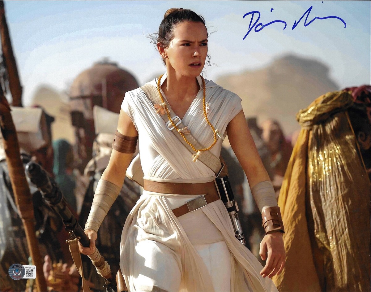 スターウォーズ　マラジェード役　シャノンバクサ氏サイン入りポートレート オフィシャルピックスが実写版マラ・ジェイド役、シャノン