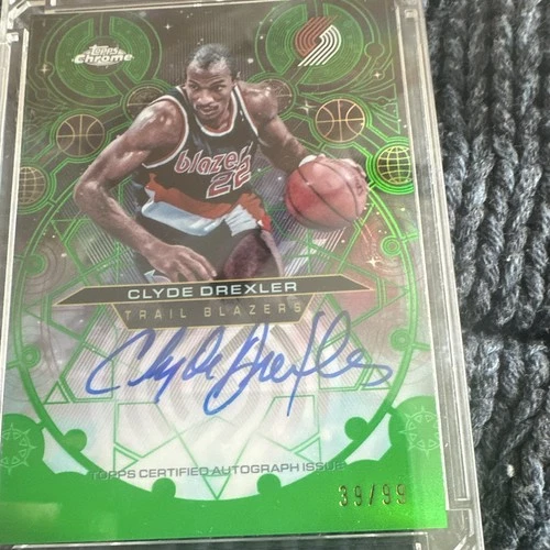 2025 Topps Chrome Clyde Drexler Base (RAW)