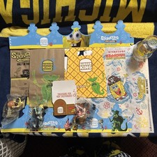 Burger King NUEVO Paquete de Bikini Bob Esponja con Todos los Artículos en la Foto más 3 Juguetes NUEVO