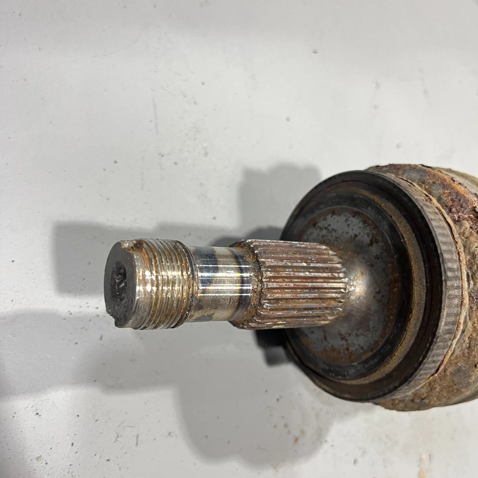 Mercedes-Benz E350 W212 2010-2016 eje trasero izquierdo o derecho CV medio eje OEM Foto 3 de 4