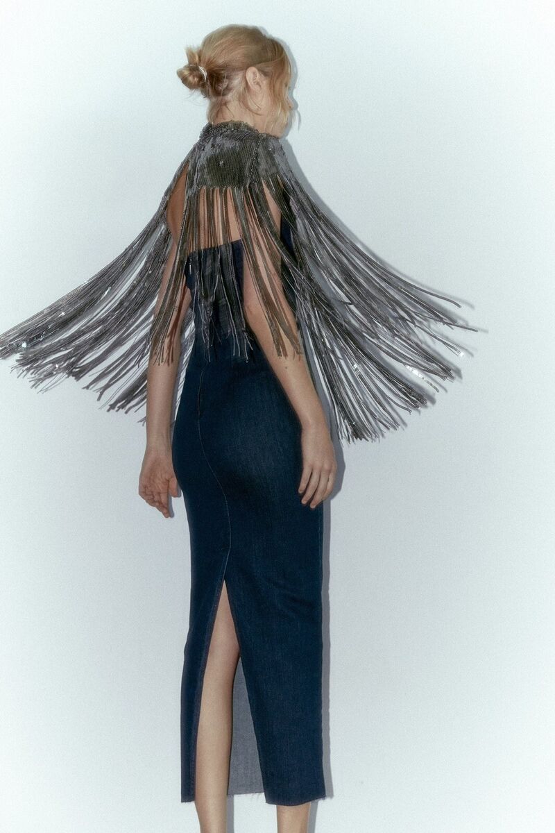 ZARA NEW CHARCOAL GREY FRINGED SEQUIN CAPE SIZE S-M 8741/008 ZARA NEW CHARCOAL GREY FRINGED SEQUIN CAPE SIZE S-M 8741/008