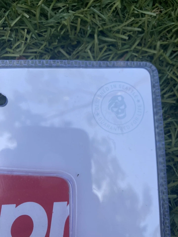 Hacha de mano Supreme x SOG roja SS18 - nueva - auténtica Foto 3 de 4