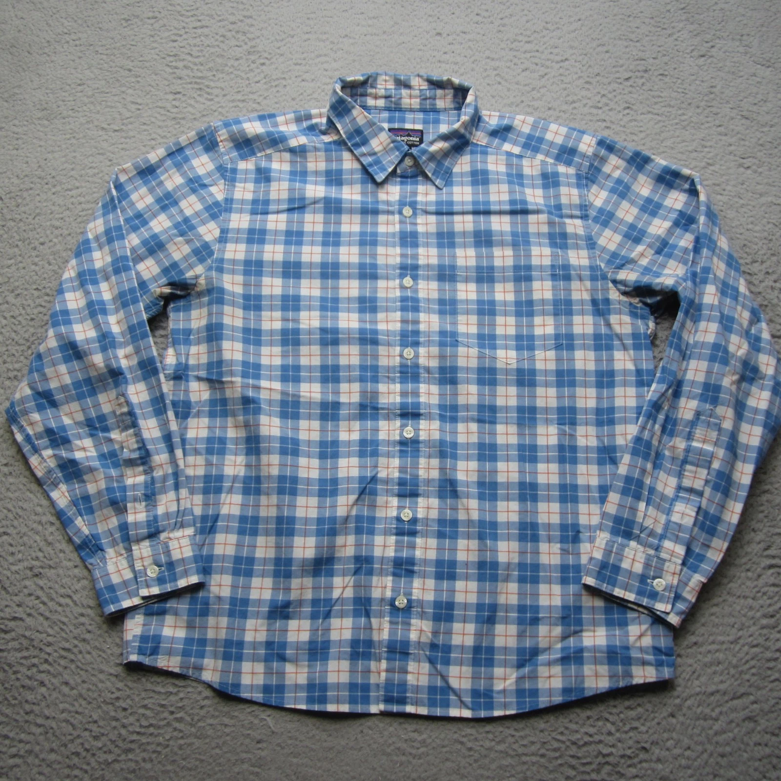 Patagonia Shirt Mens M Blue Fezzman Plaid FeButton Up Long Sleeve Cotton Hiking