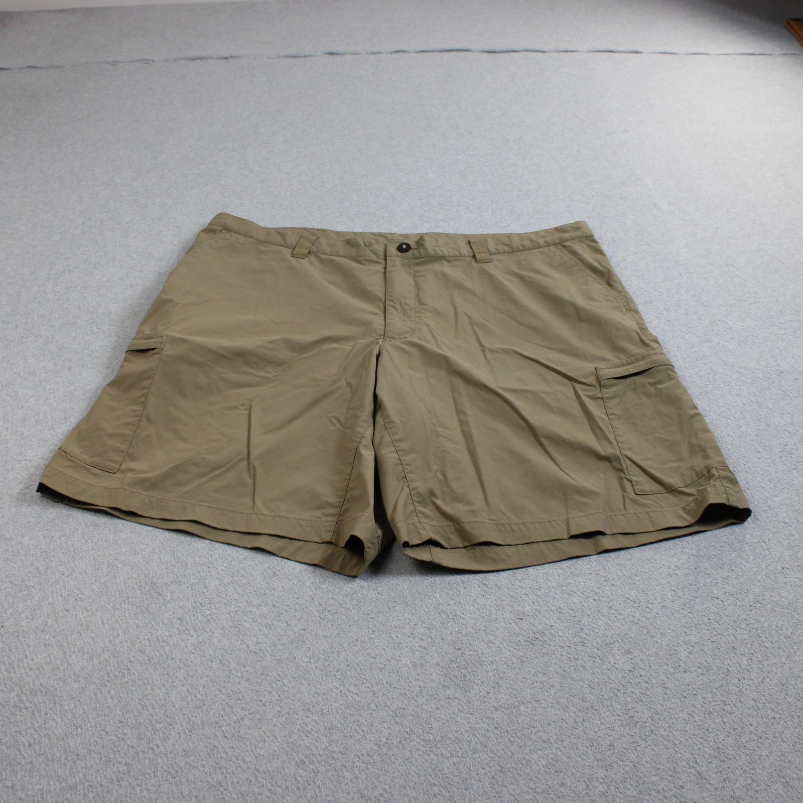 Patagonia Shorts Mens 44 Beige Nylon Cargo Quick Dry Hiking Lightweight Trail
Opens in a new window 