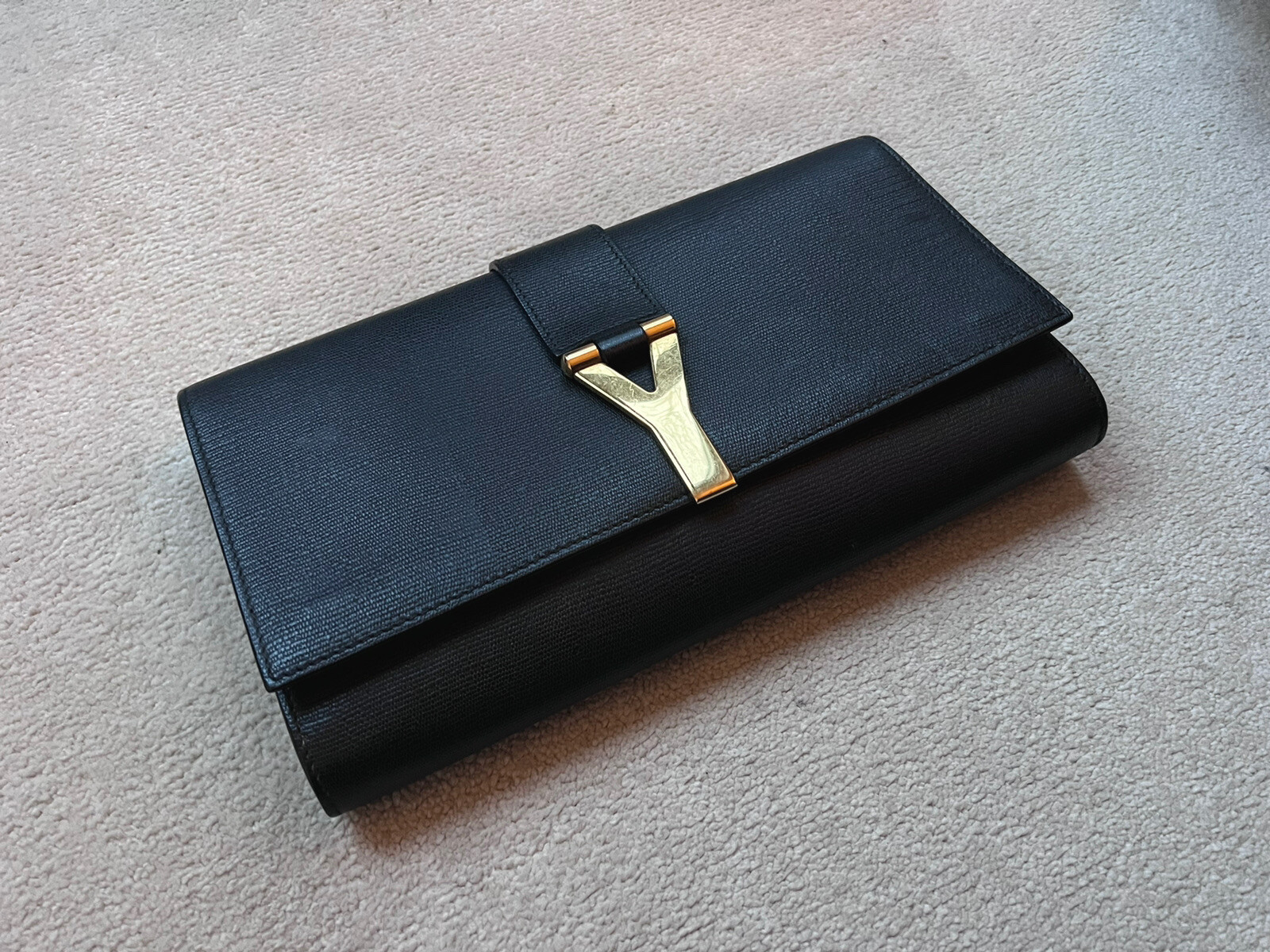 Borsa da sera Yves Saint Laurent YSL pelle nera Chyc autentica