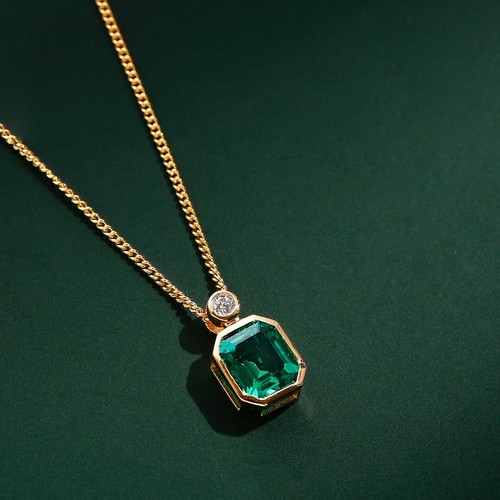 3Ct Simulated Emerald & Moissanite Pendant With 20'' Chain Free 14K Gold Plated - Picture 2 of 4
