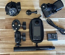 Insta360 X3 + Motorcycle Mount + Invisible Selfie Stick + Car Suction + 360 Jaws