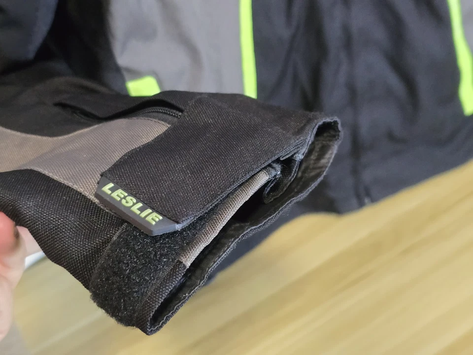 Leslie International women's Motorcycle Jacket size 3XL 23" Pit 27" Long. Grey. - Image 4 of 4