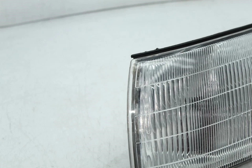 Luz de estacionamiento/esquina del conductor lámpara de giro compatible con 90-92 LEXUS LS400 72412 Foto 2 de 4