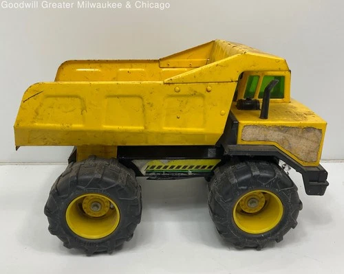 Vintage Tonka mighty Diesel Dump Truck