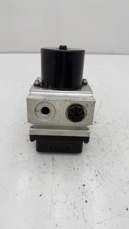 Bomba de freno antibloqueo ABS furgoneta Ford E150 E250 E350 2011-2014 BC24-2C405-CB Foto 3 de 4