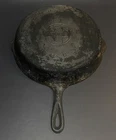 Griswold Cast Iron Skillet No 9 Erie PA USA  Double Spout